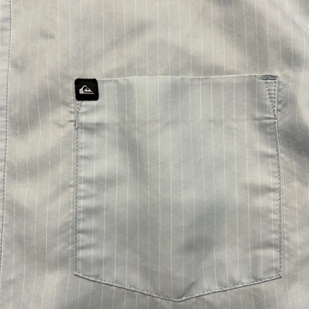 Men’s Quiksilver Short Sleeve Shirt - Picture 3 of 6